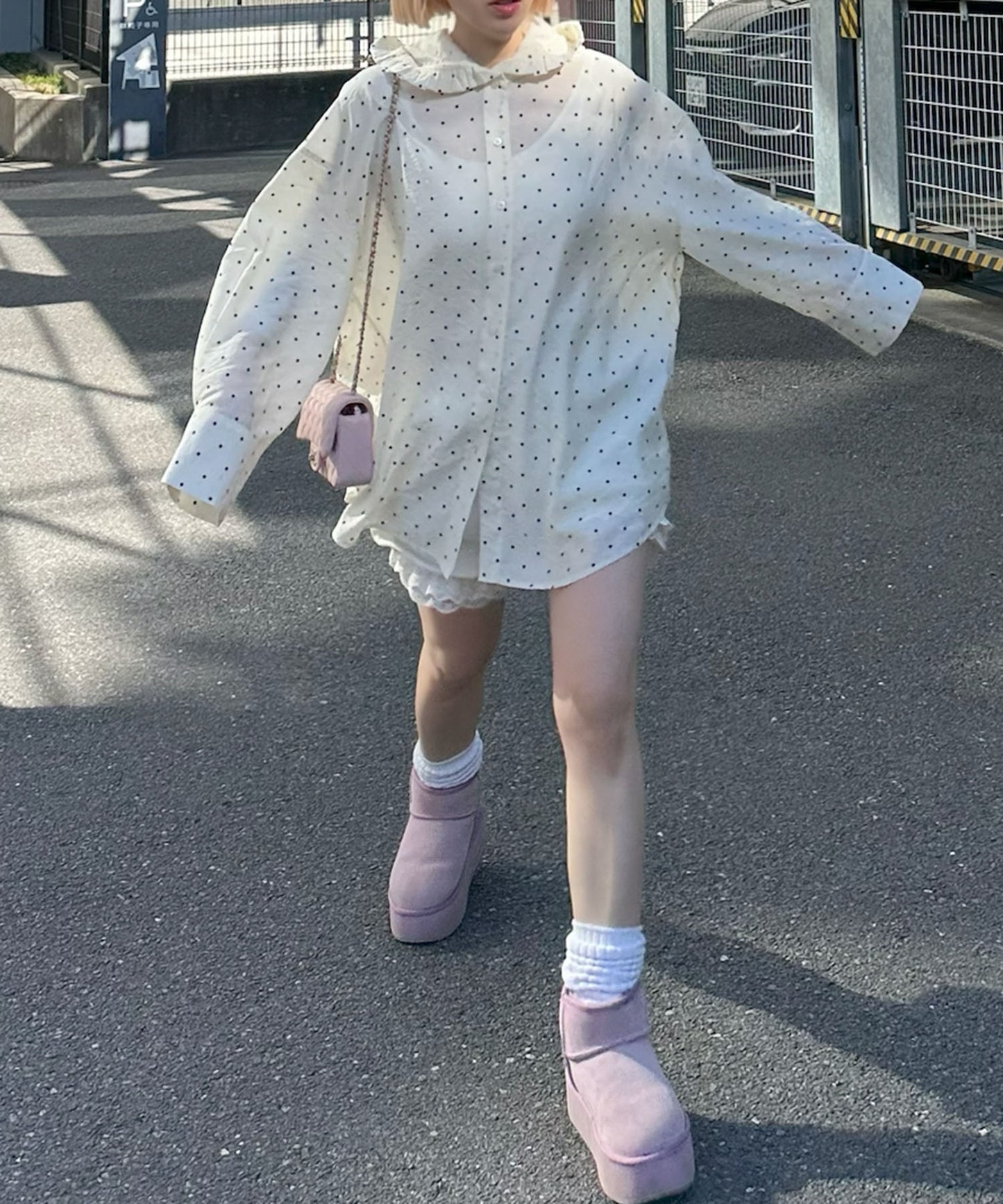 フリフリフードシャツ【ホワイト系】