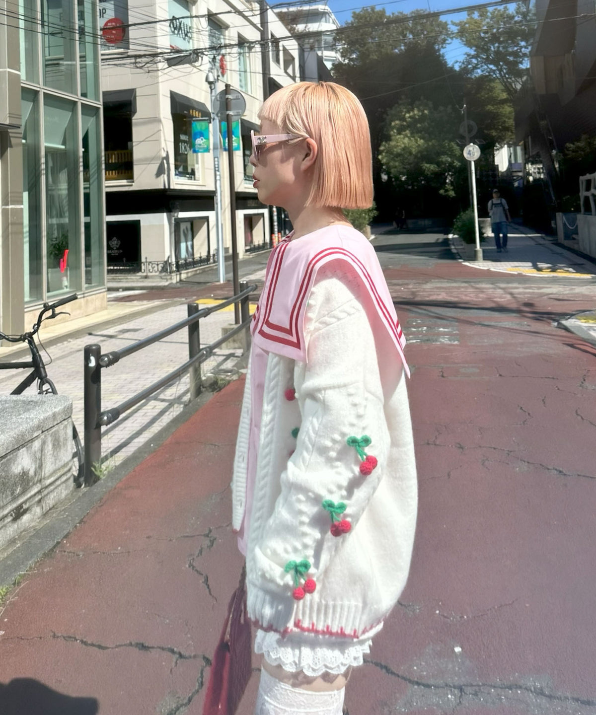 おっきいセーラー衿のライン入りブラウス【ピンク】