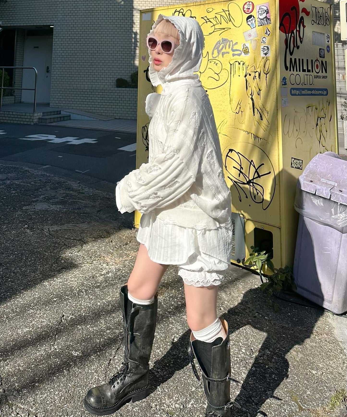 フリフリフードシャツ【オフホワイト】