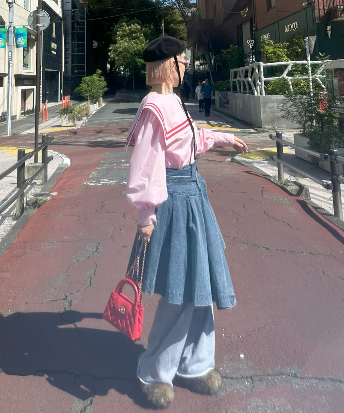 おっきいセーラー衿のライン入りブラウス【ピンク】