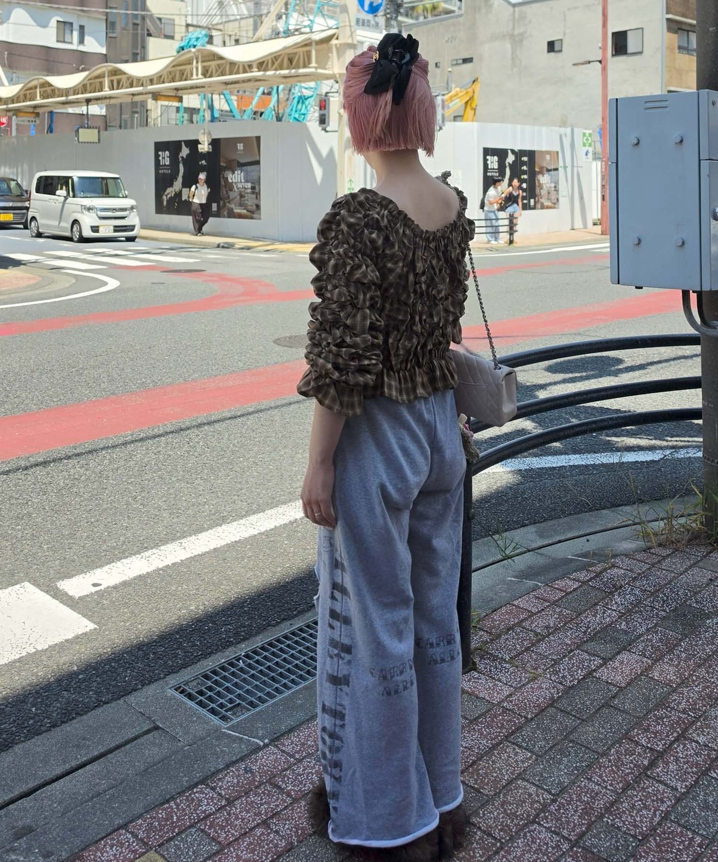 くしゅっとしたブラウス【ブラウン】