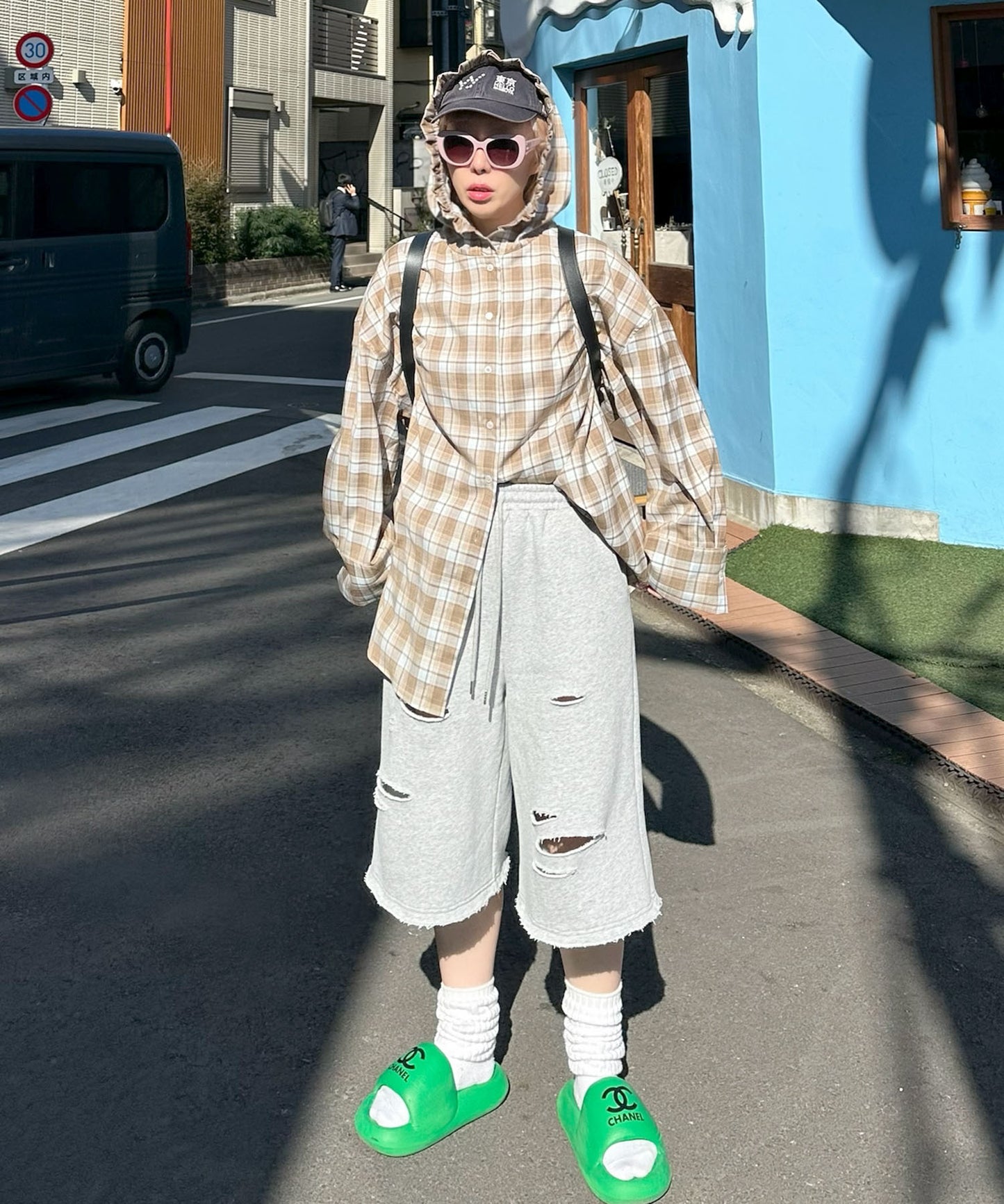 フリフリフードシャツ【サックスブルー】