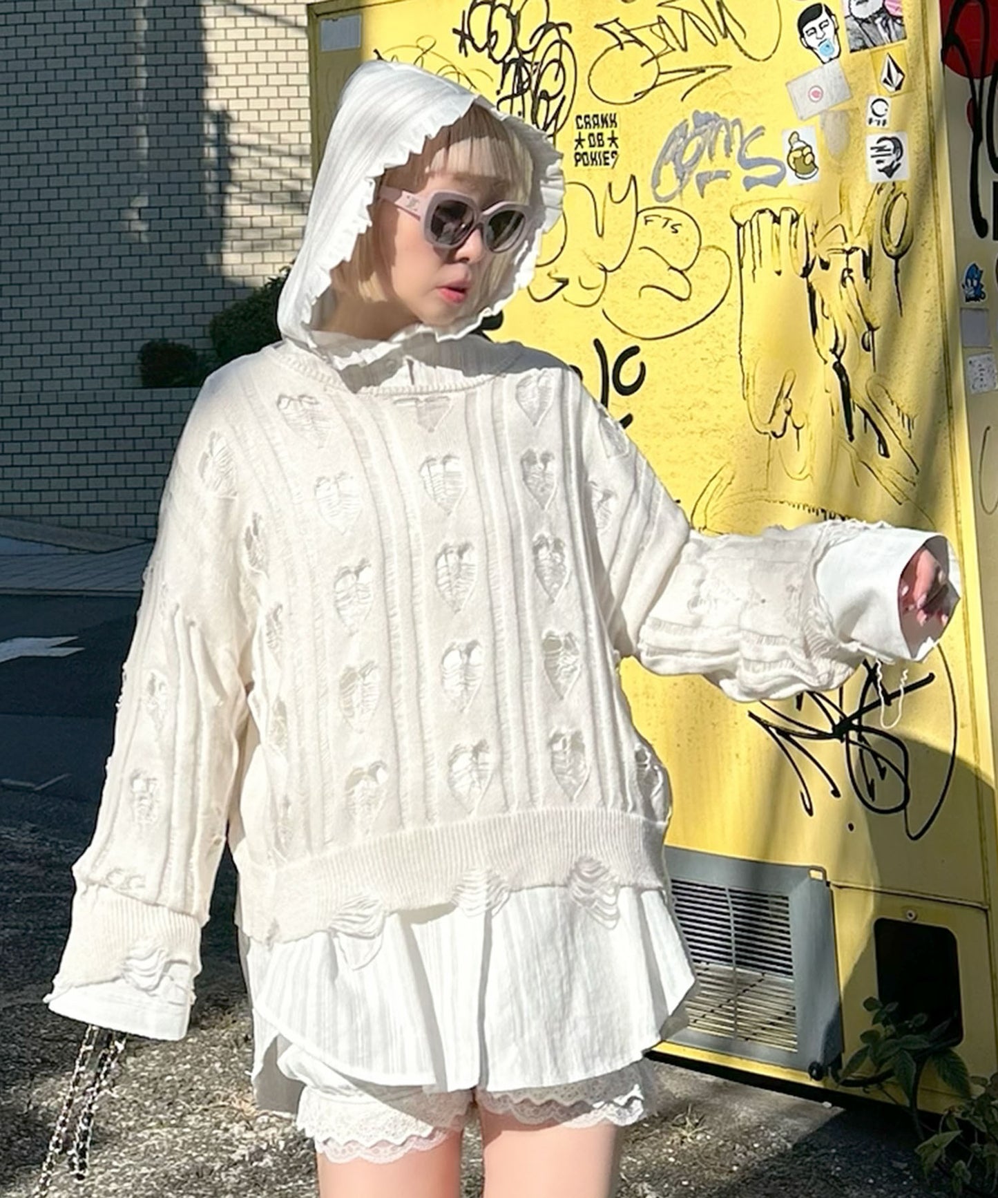 フリフリフードシャツ【オフホワイト】